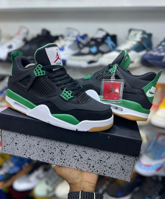 Nike SB x Air Jordan Retro 4 Black Pine Green - Shoe Boxs